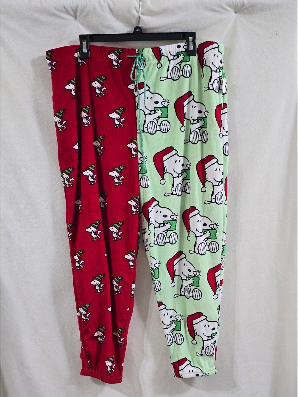 Peanuts Christmas Snoopy Sleepwear Lounge Pants Size XL NWT